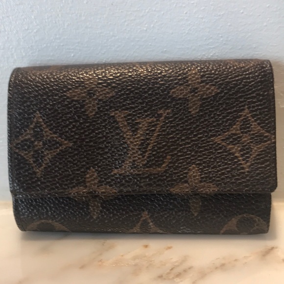 Louis Vuitton Handbags - Authentic Vintage Louis Vuitton Key Case Preloved!
